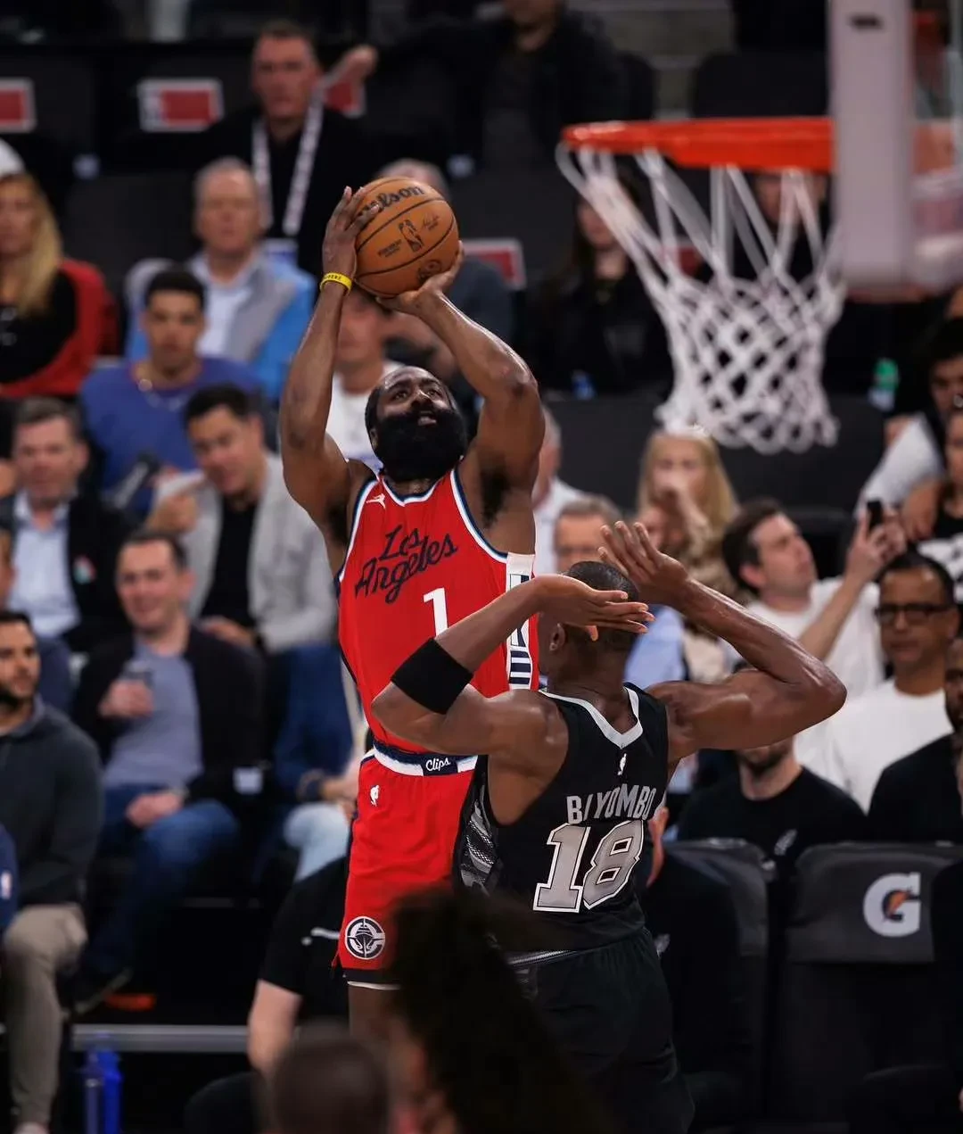 赛后门兴格拉德巴赫扳平良机——NBA总决赛节点到来，态度坚定，身体对抗强度拉满的简单介绍