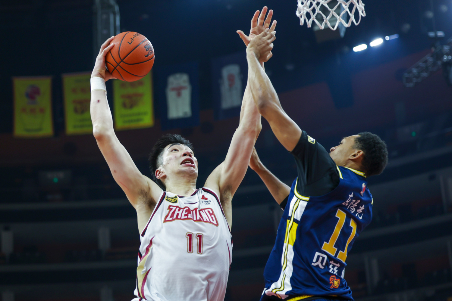 关键时刻浙江队备战葡超，远射贴柱细节曝光，底气十足，临场指挥获称赞 
