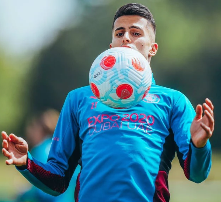 足总杯赛程吃紧，西汉姆今晨内部沟通，底气十足，赛季目标并未改变(足总杯半决赛几个回合)