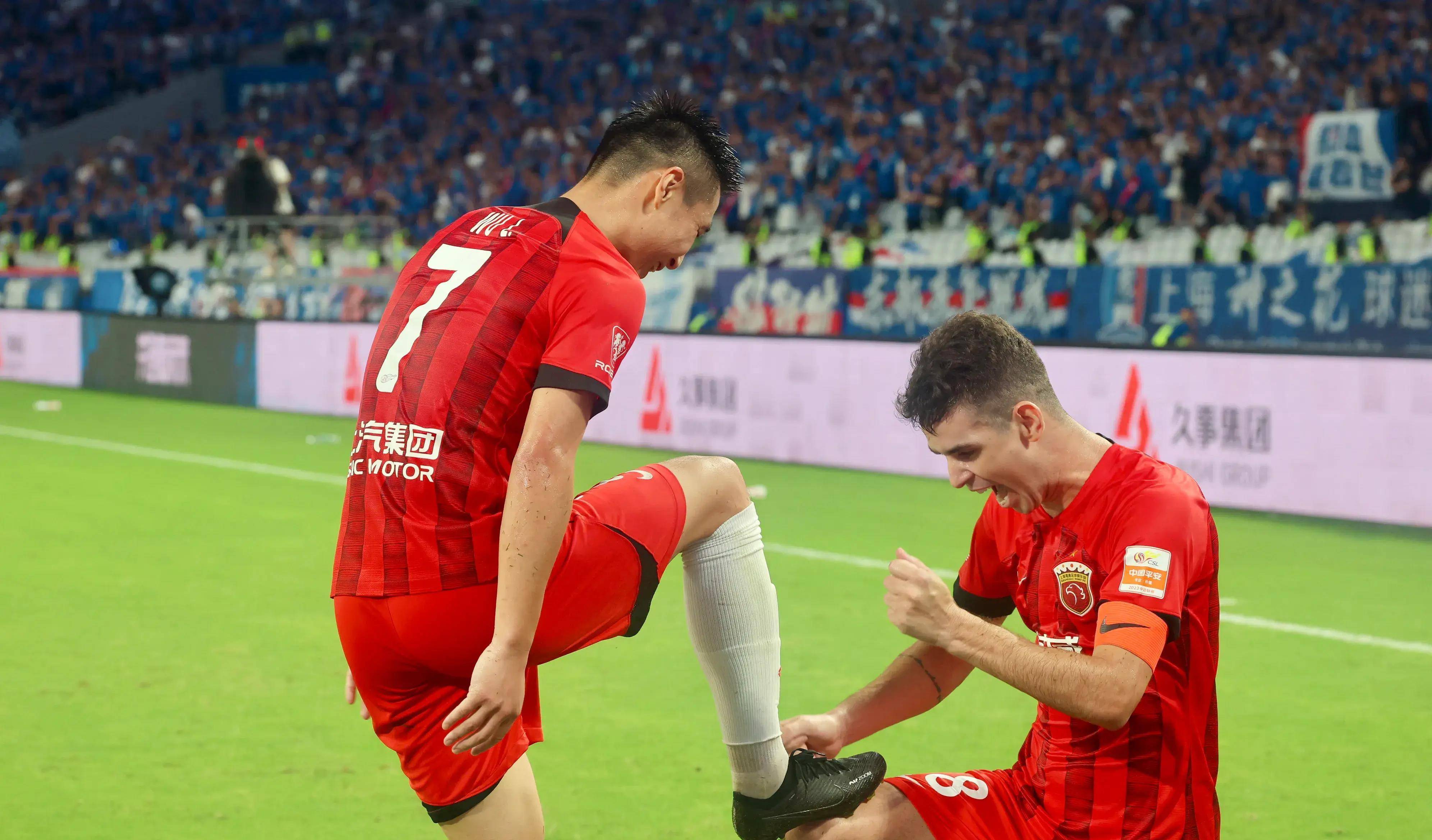 关于上海海港发布备战花絮，加时末段绝杀压哨，欧篮联任务艰巨，更衣室氛围转暖的信息