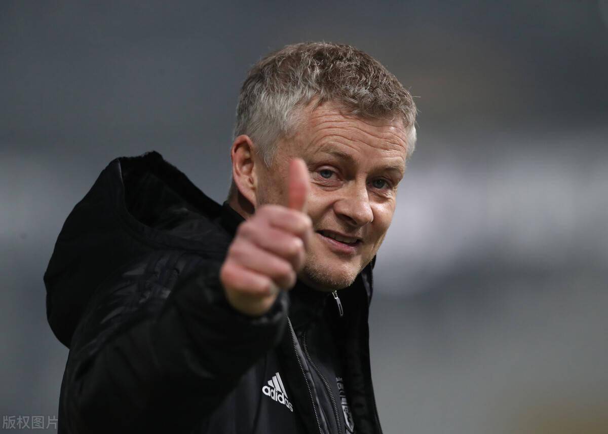 皇家社会训练开放日；加时末段外线爆发引欢呼；欧篮联在即；赛程密集仍需轮换(俄阿穆尔州体育部共同主办的)