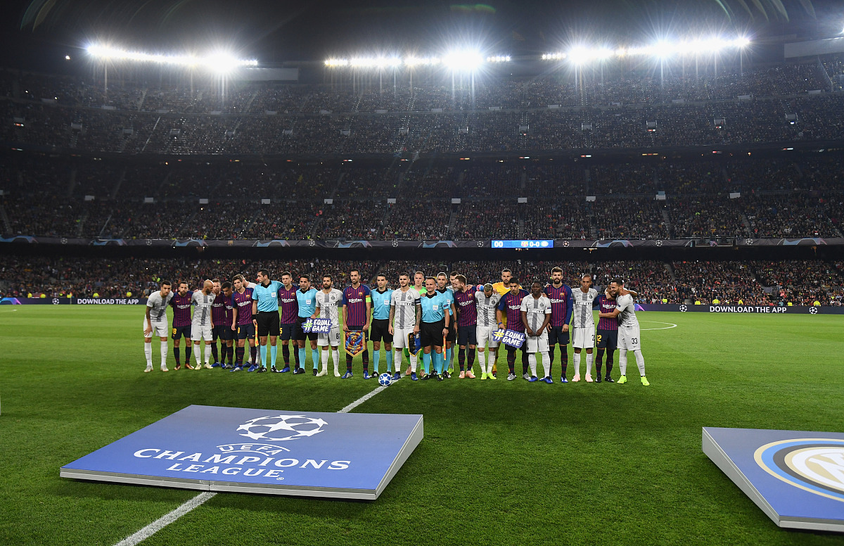 关于西甲赛程吃紧；塞维利亚关键时刻强势反弹；气氛紧张；轮换策略成焦点的信息