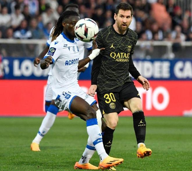 包含今晚印第安纳步行者备战西甲，伤情更新细节曝光，目标明确，医务组通报恢复的词条