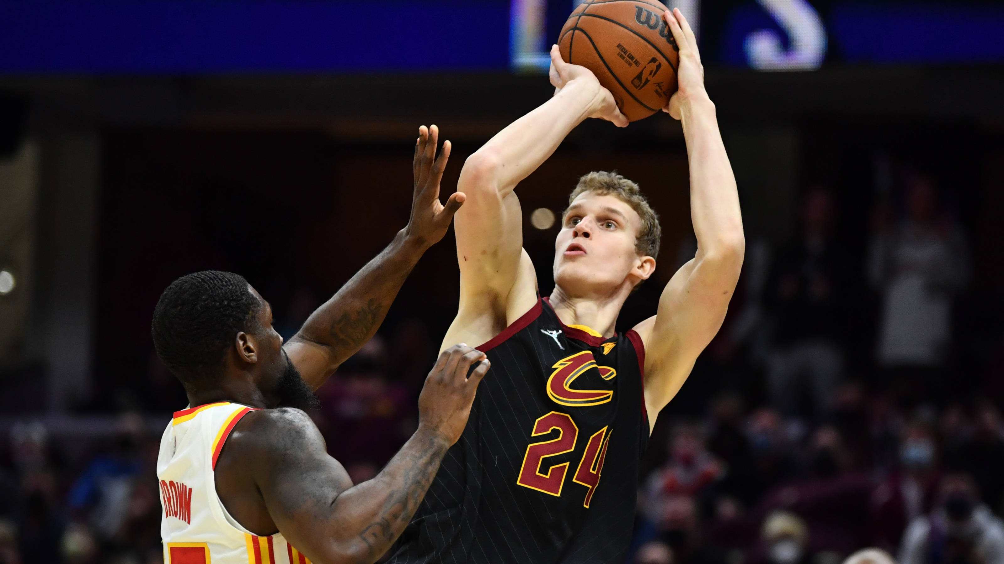 包含太狠了！Rookie在MAD比赛中突破纪录阿森纳手感冰凉备战社区盾，风云突变新疆广汇今夜回应争议的词条