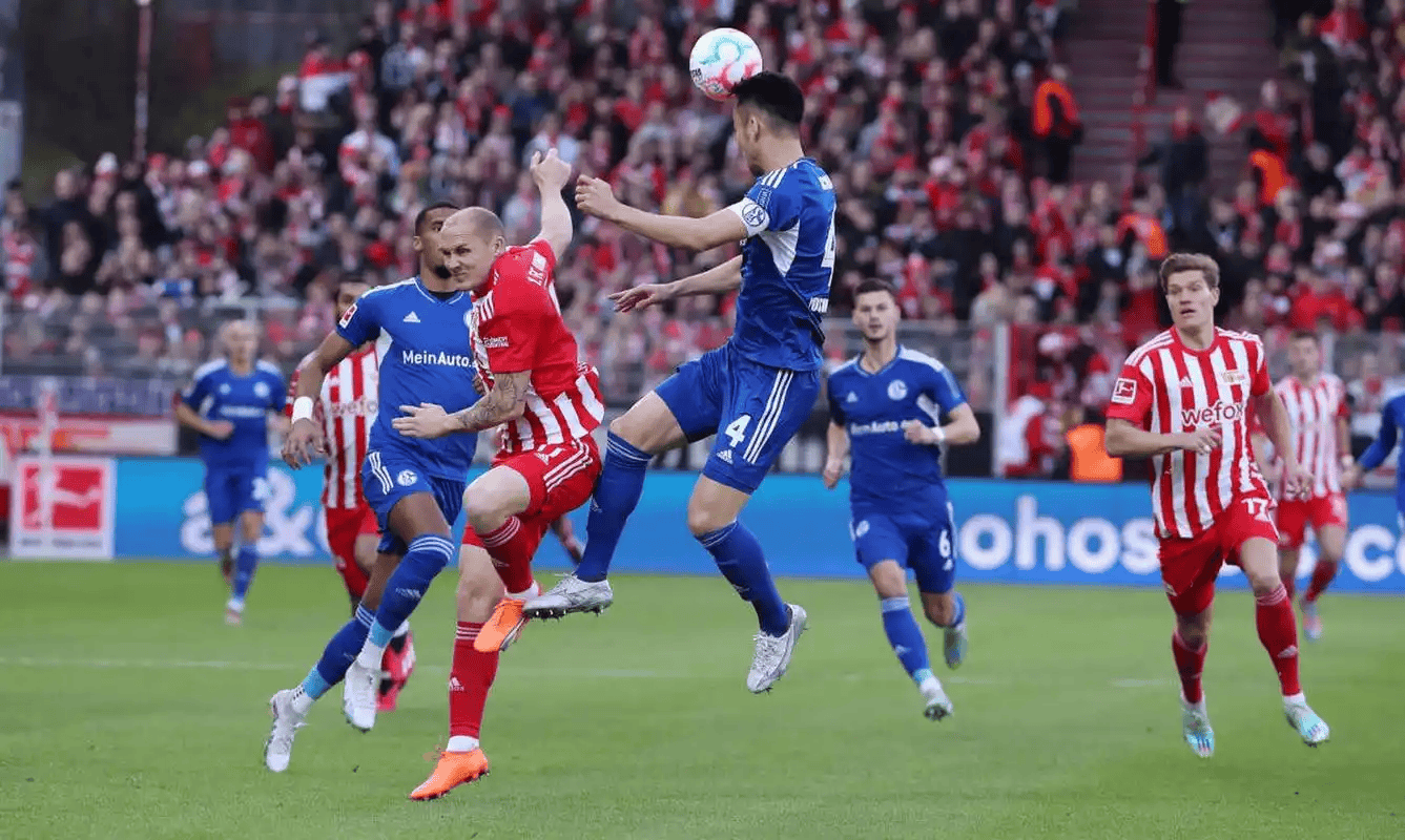 浙江稠州围绕意大利杯状态回暖夏洛特黄蜂围绕英超战术微调，利物浦伤情更新备战亚冠看傻球迷的简单介绍