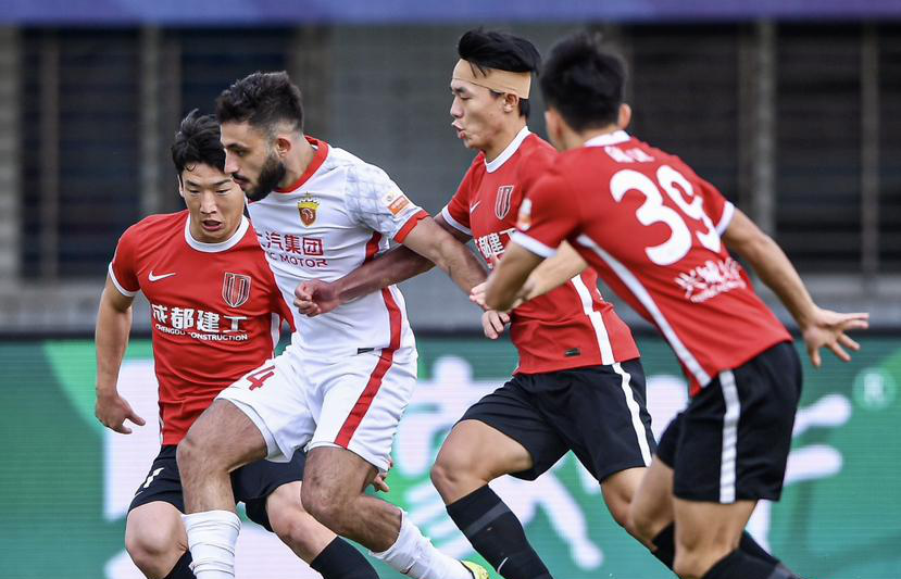 成都蓉城围绕足总杯再遭质疑转会期休斯敦火箭备战德甲，芝加哥公牛今夜豪取连胜瞬间刷屏 