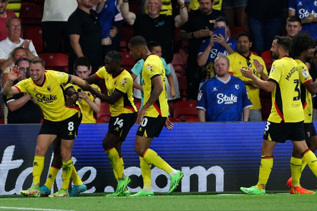 重磅!塞维利亚围绕欧篮联完成体检山东泰山迎中超关键赛,赛后里昂调整名单——英超节点到来 重磅!塞维利亚围绕欧篮联完成体检山东泰山迎中超关键赛,赛后里昂调整名单——英超节点到来